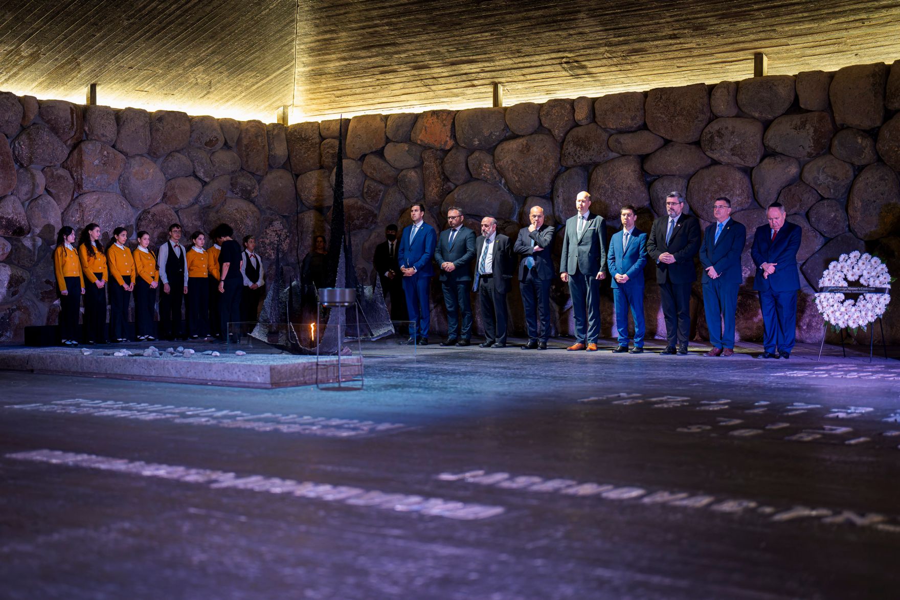 Am 26. Mai 2025 reiste Staatssekret&auml;r Alexander Pr&ouml;ll zu einem mehrt&auml;gigen Arbeitsbesuch nach Israel. Im Bild beim Besuch des &bdquo;Yad Vashem - The World Holocaust Remembrance Center&ldquo;.