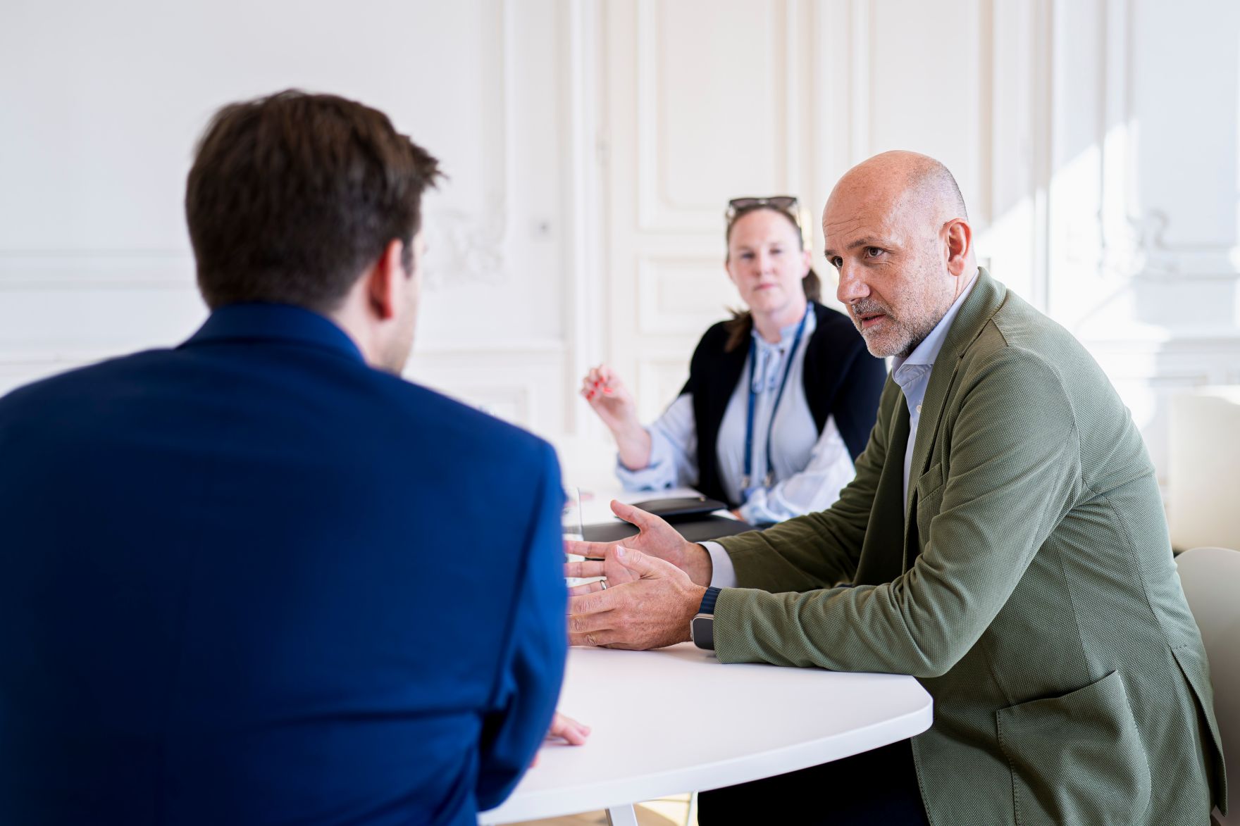Am 4. Juni 2025 empfing Staatssekret&auml;r Alexander Pr&ouml;ll (l.) Vertreter der Rundfunk und Telekom Regulierungs-GmbH (RTR) zu einem Arbeitsgespr&auml;ch.