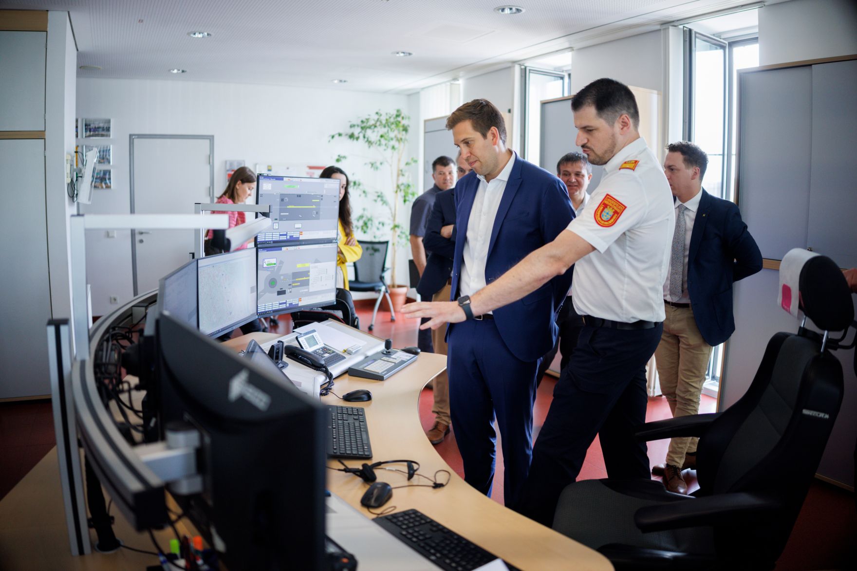 Am 5. Juni 2025 besuchte Staatssekret&auml;r Alexander Pr&ouml;ll (im Bild) das N&Ouml; Feuerwehr- und Sicherheitszentrum in Tulln an der Donau.