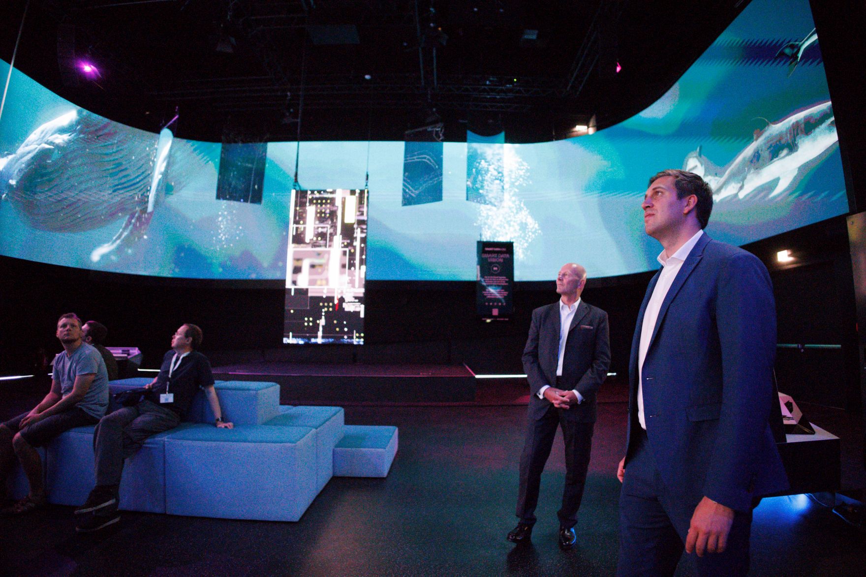 Am 5. Juni 2025 besuchte Staatssekret&auml;r Alexander Pr&ouml;ll (r.) das Haus der Digitalisierung in Tulln an der Donau.