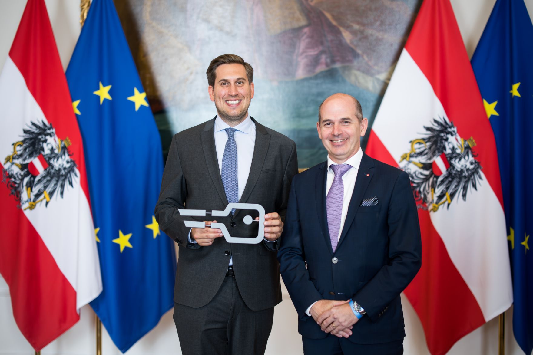 Am 17. Juni nahm Staatssekret&auml;r Alexander Pr&ouml;ll (l.) am Wirtschaftsgipfel anl&auml;sslich der erweiterten Implementierung der ID Austria teil.