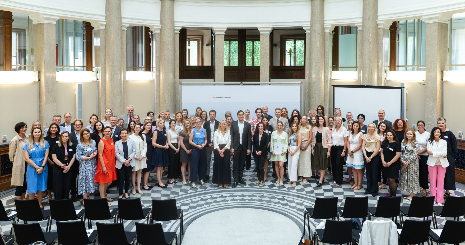 Am 23. Juni 2025 nahm Staatssekret&auml;r Alexander Pr&ouml;ll an der Abschlussveranstaltung des &bdquo;Cross Mentoring" Programms Jahrgang 2024/25 teil.