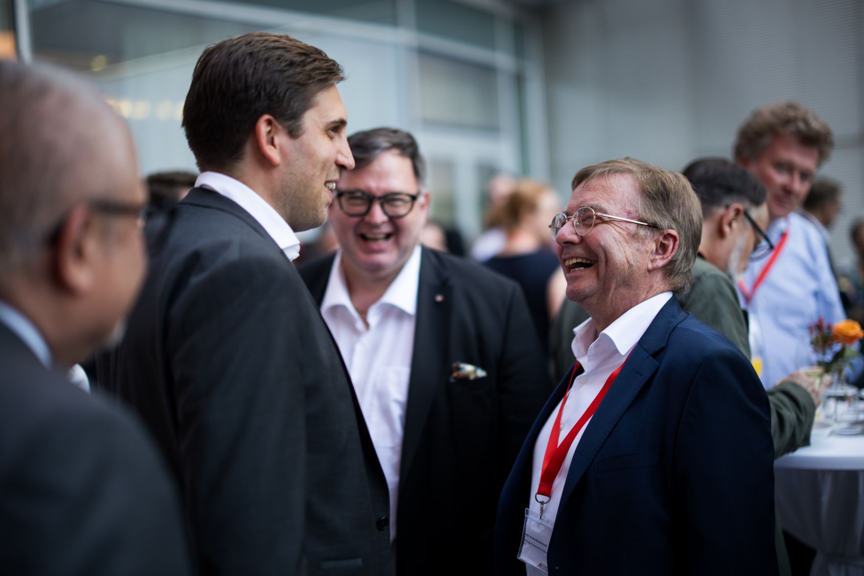 Am 1. Juli 2025 reiste Staatssekret&auml;r Alexander Pr&ouml;ll zu einem Arbeitsbesuch nach Deutschland. Im Bild beim Late Night Talk der WKO Aussenwirtschaft Austria.