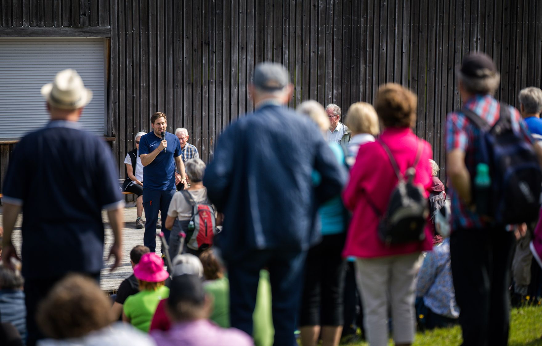 Am 7. August 2025 nahm Staatssekret&auml;r Alexander Pr&ouml;ll (2.v.l.) im Rahmen der ID-Austria Servicetour in Vorarlberg an einem Seniorenwandertag im Bregenzerwald teil.