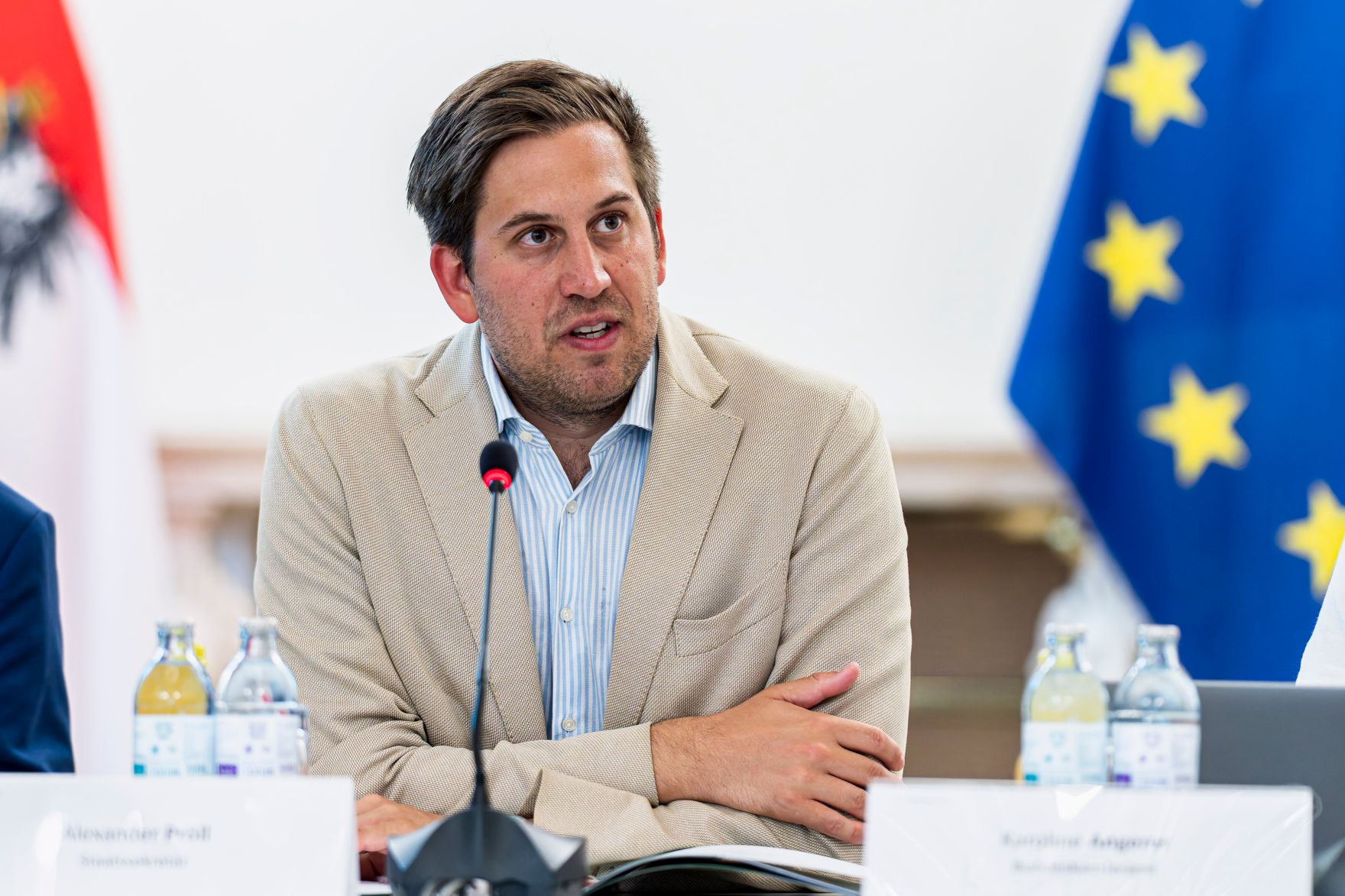 Am 11. August 2025 lud Staatssekret&auml;r Alexander Pr&ouml;ll (im Bild) zu einem Roundtable zum Thema Digitaler Souver&auml;nit&auml;t ins Bundeskanzleramt ein.