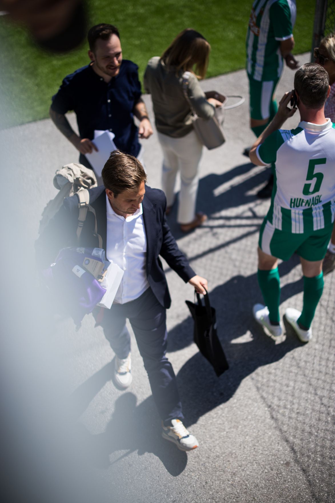 Am 26. August 2025 nahm Staatssekret&auml;r Alexander Pr&ouml;ll (l.) am mehrt&auml;gigen Forum Alpbach teil. Im Bild beim EFA Vienna Derby.