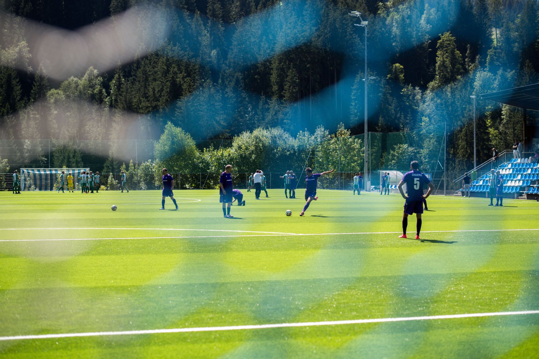 Am 26. August 2025 nahm Staatssekret&auml;r Alexander Pr&ouml;ll (8.v.r.) am mehrt&auml;gigen Forum Alpbach teil. Im Bild beim EFA Vienna Derby.