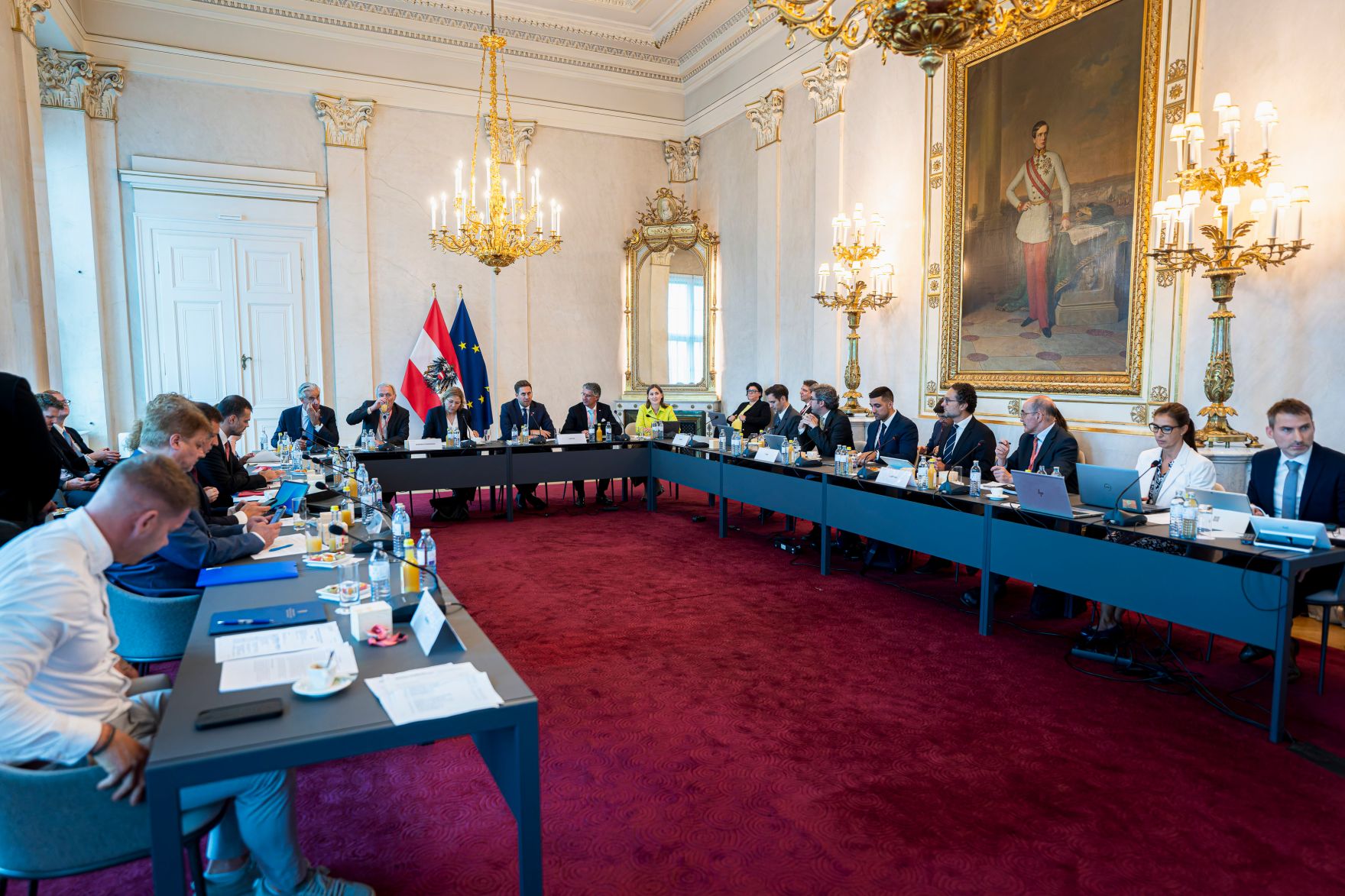 Am 12. September 2025 lud Staatssekret&auml;r Alexander Pr&ouml;ll Digitalisierungsministerinnen und Minister zum Arbeitstreffen anl&auml;sslich des Gipfel zur Digitalen Souver&auml;nit&auml;t.