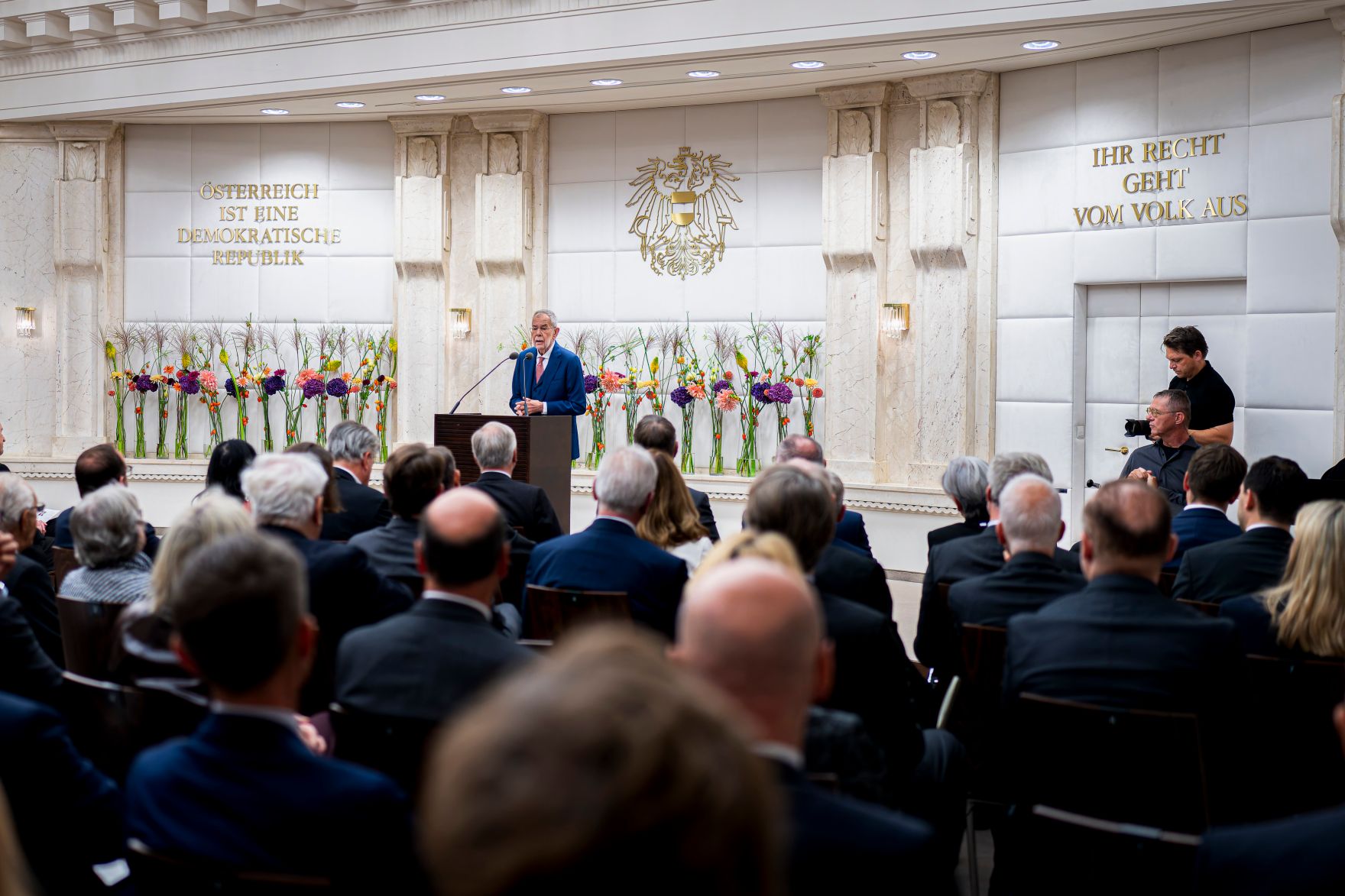 Am 1. Oktober 2025 nahm Staatssekret&auml;r Alexander Pr&ouml;ll an der Veranstaltung zum Verfassungstag teil.