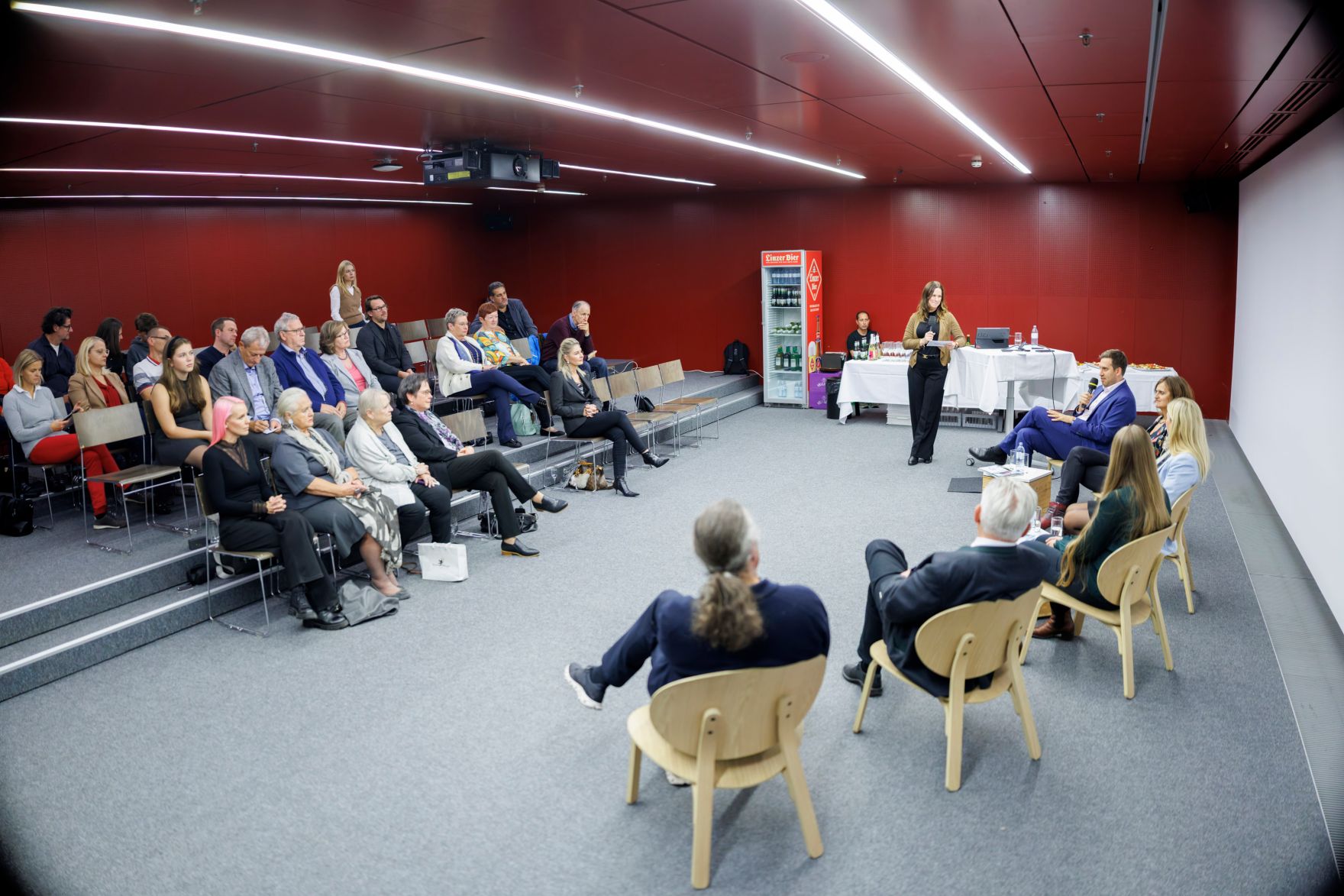 Am 17. Oktober 2025 nahm Staatssekret&auml;r Alexander Pr&ouml;ll an einer Podiumsdiskussion beim Ars Electronica teil.