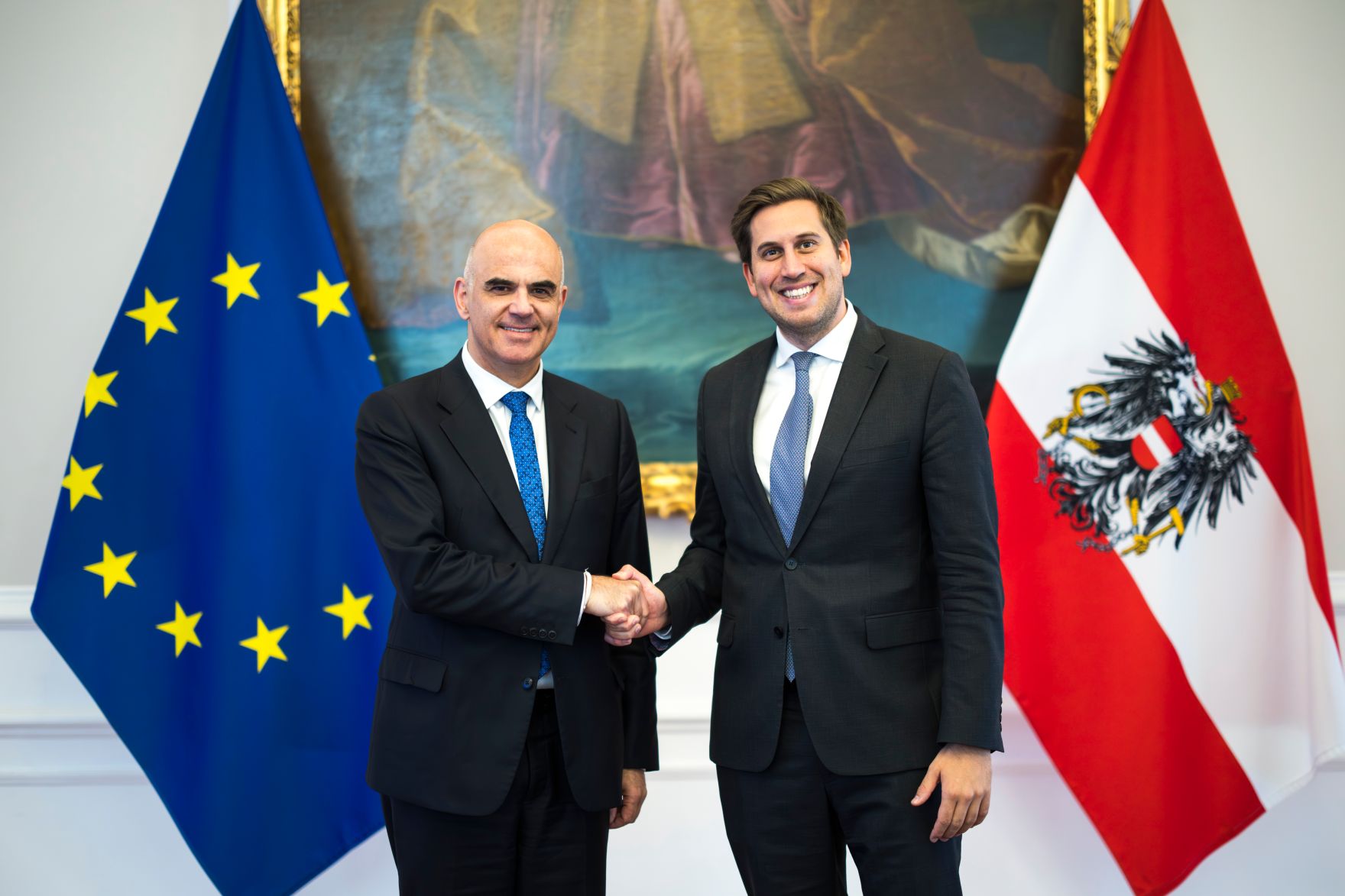 Am 30. Oktober 2025 empfing Staatssekret&auml;r Alexander Pr&ouml;ll (r.) den Generalsekret&auml;r des Europarates Alain Berset (l.) zu einem Arbeitsgespr&auml;ch.