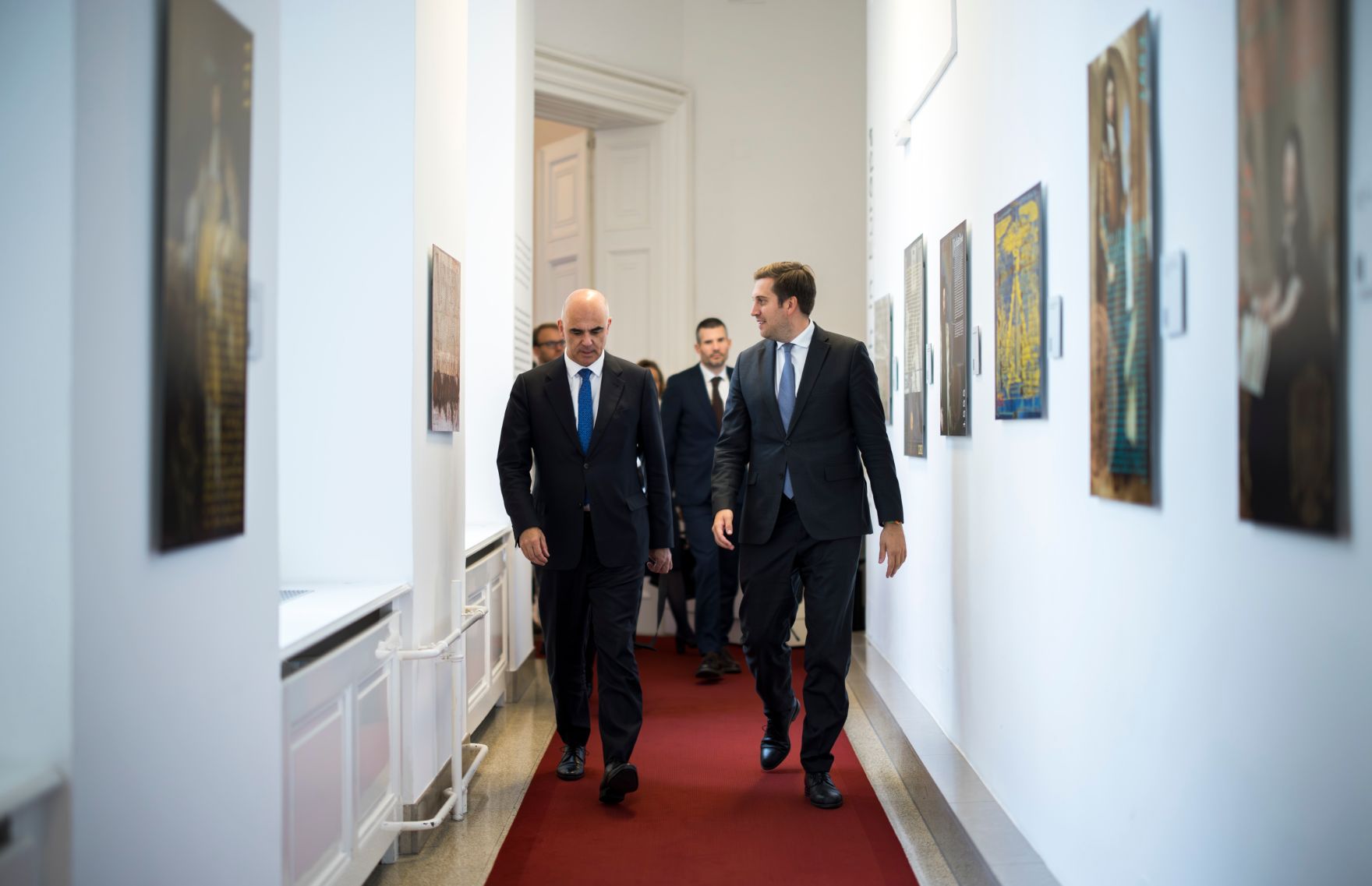 Am 30. Oktober 2025 empfing Staatssekret&auml;r Alexander Pr&ouml;ll (r.) den Generalsekret&auml;r des Europarates Alain Berset (l.) zu einem Arbeitsgespr&auml;ch.