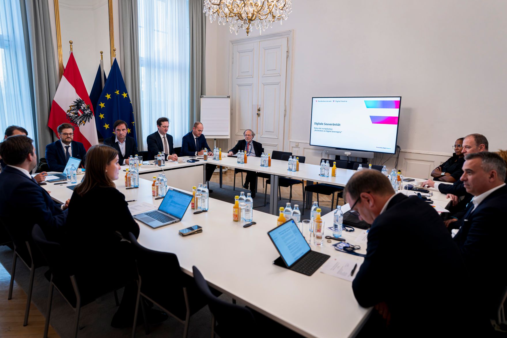 Am 5. November 2025 lud Staatssekret&auml;r Alexander Pr&ouml;ll zu einem Roundtable zur Digitalen Souver&auml;nit&auml;t ins Bundeskanzleramt ein.