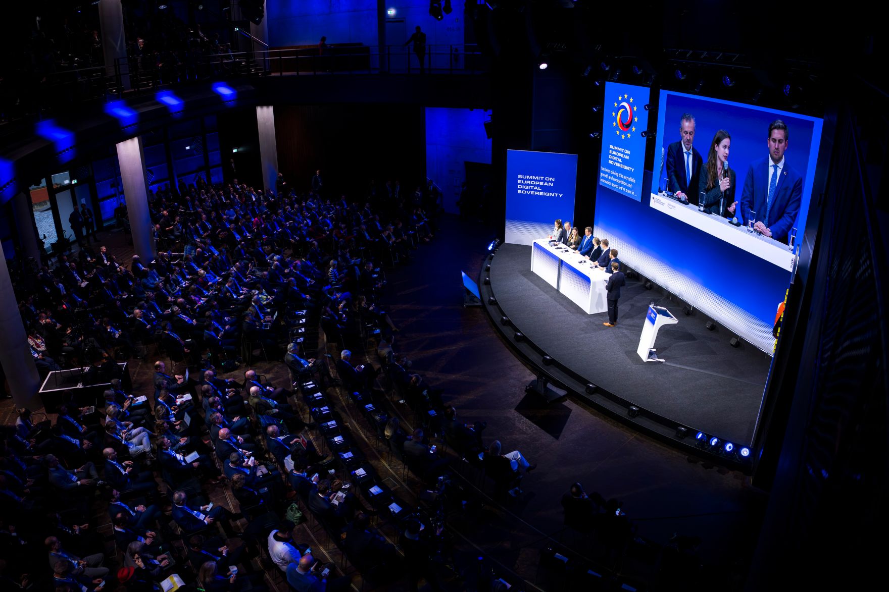 Am 17. November 2025 reiste Staatssekret&auml;r Alexander Pr&ouml;ll zu einem Arbeitsbesuch nach Berlin. Im Bild beim Gipfel zur Digitalen Souver&auml;nit&auml;t.