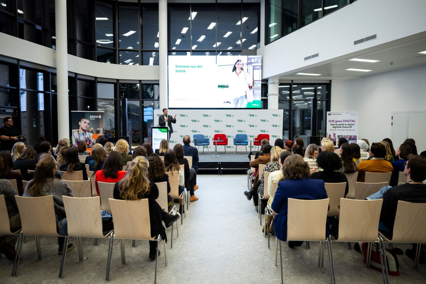 Am 27. November 2025 nahm Staatssekret&auml;r Alexander Pr&ouml;ll am &bdquo;She goes Digital&ldquo; Abschlussevent 2025 teil.