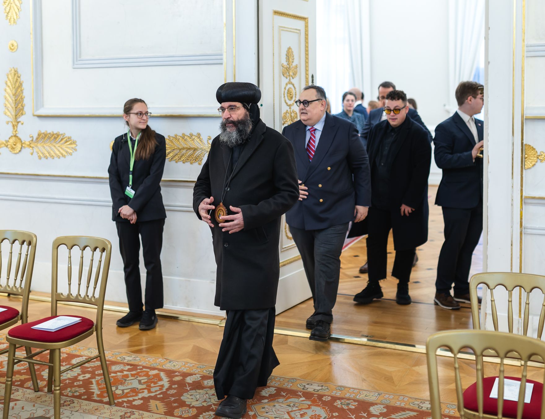 Am 18. Dezember 2025 bestellte der Bundeskanzler Vertreterinnen und Vertreter der Wirtschaft zu Mitgliedern der bei der Bundesanstalt "Statistik &Ouml;sterreich" eingerichteten Wirtschaftskurie.