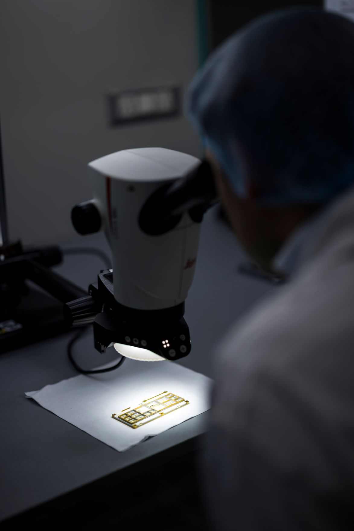 Am 20. Februar 2026 setzte Staatssekret&auml;r Alexander Pr&ouml;ll seinen mehrt&auml;gigen Arbeitsbesuch in Indien fort. Im Bild beim Besuch der Firma ANANTH Tech Space Technology.