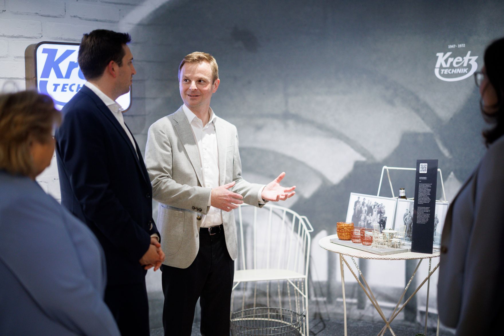 Am 9. April 2026 besuchte Staatssekret&auml;r Alexander Pr&ouml;ll (im Bild) im Rahmen seines Bundesl&auml;ndertages in Ober&ouml;sterreich die GE HealthCare Austria GmbH.