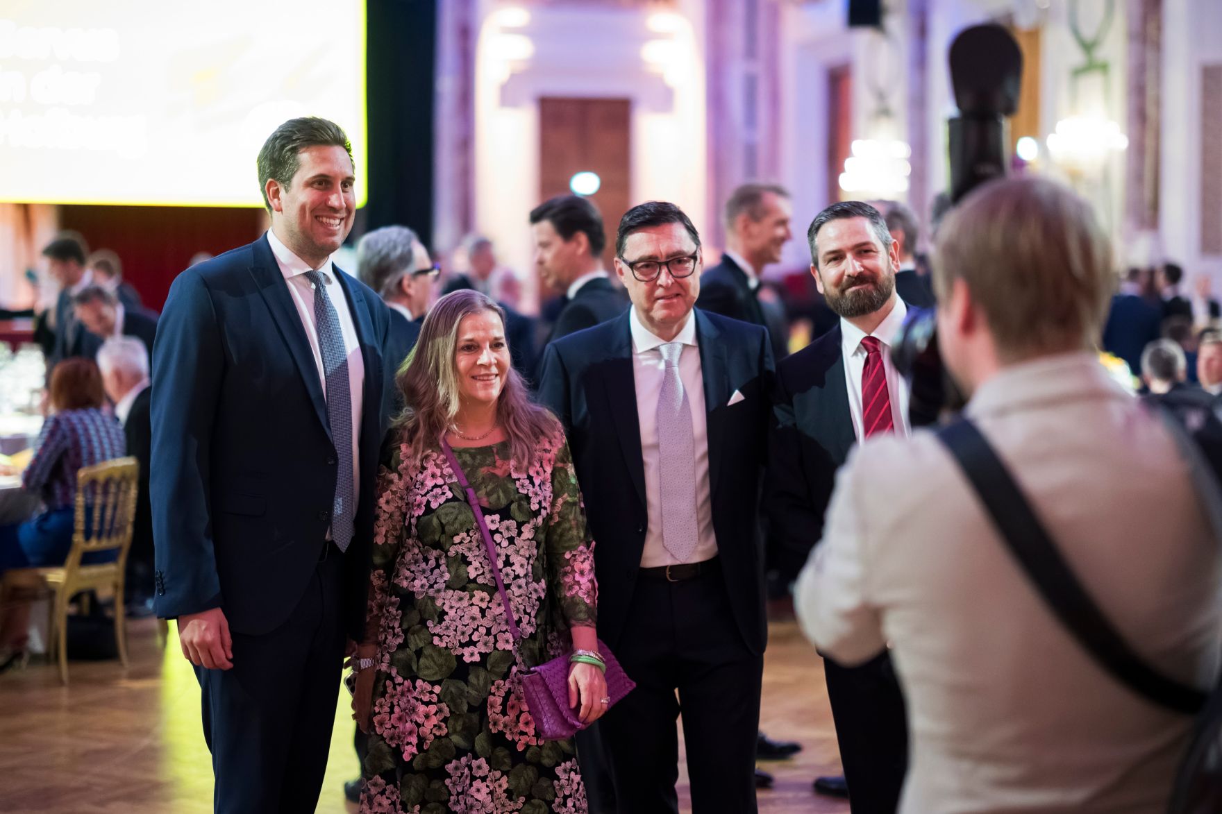 Am 16. April 2026 nahm Staatssekret&auml;r Alexander Pr&ouml;ll (l.) am Galaabend anl&auml;sslich des 40-j&auml;hrigen Jubil&auml;ums von SAP &Ouml;sterreich, in der Wiener Hofburg teil.