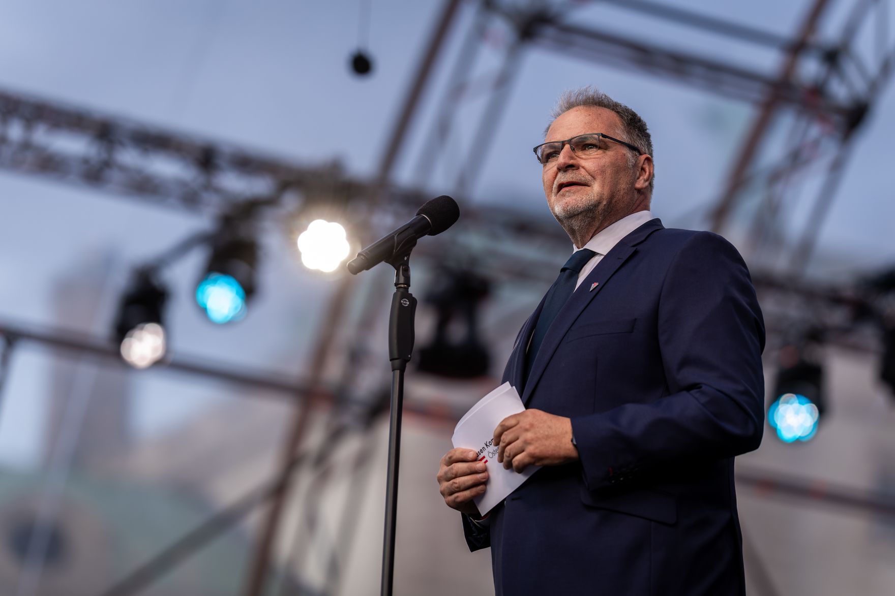 Am 8. Mai 2026 nahm Staatssekret&auml;r Alexander Pr&ouml;ll am Fest der Freude am Wiener Heldenplatz teil.