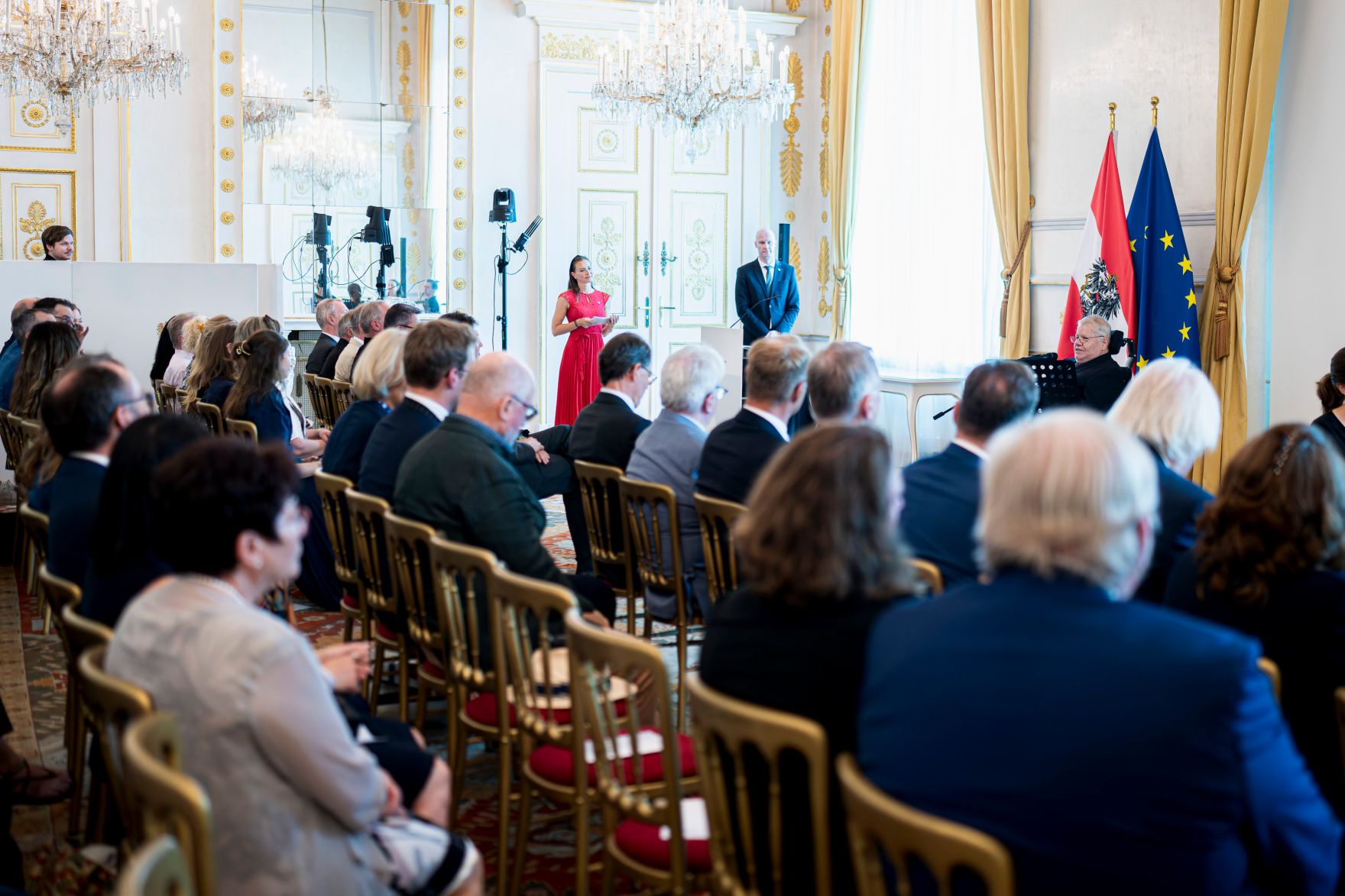 Am 18. Juni 2026 bestellte der Bundeskanzler Vertreterinnen und Vertreter der Wirtschaft zu Mitgliedern der bei der Bundesanstalt "Statistik &Ouml;sterreich" eingerichteten Wirtschaftskurie.