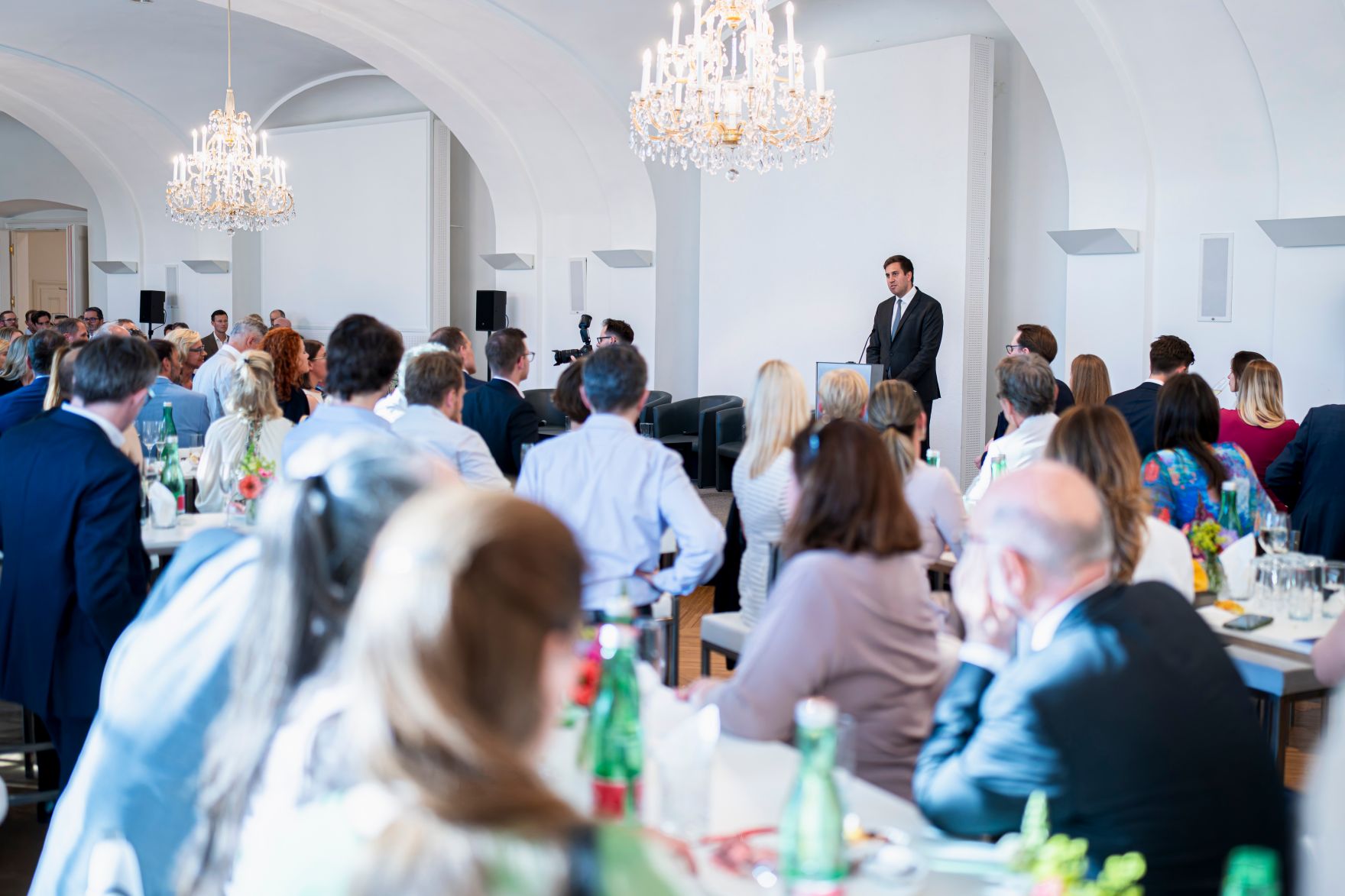 Am 18. Juni 2026 hielt Staatssekret&auml;r Alexander Pr&ouml;ll (im Bild) eine Keynote bei einem Event der RBI.