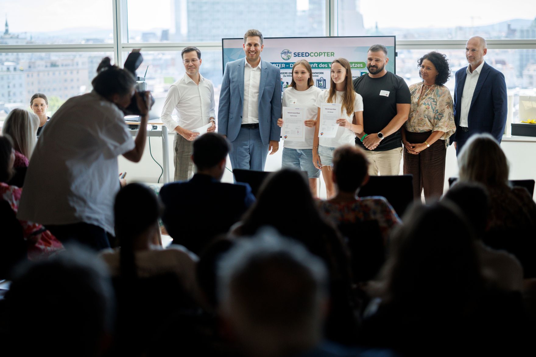 Am 24. Juni 2026 besuchte Staatssekret&auml;r Alexander Pr&ouml;ll das Solve For Tomorrow Lab.