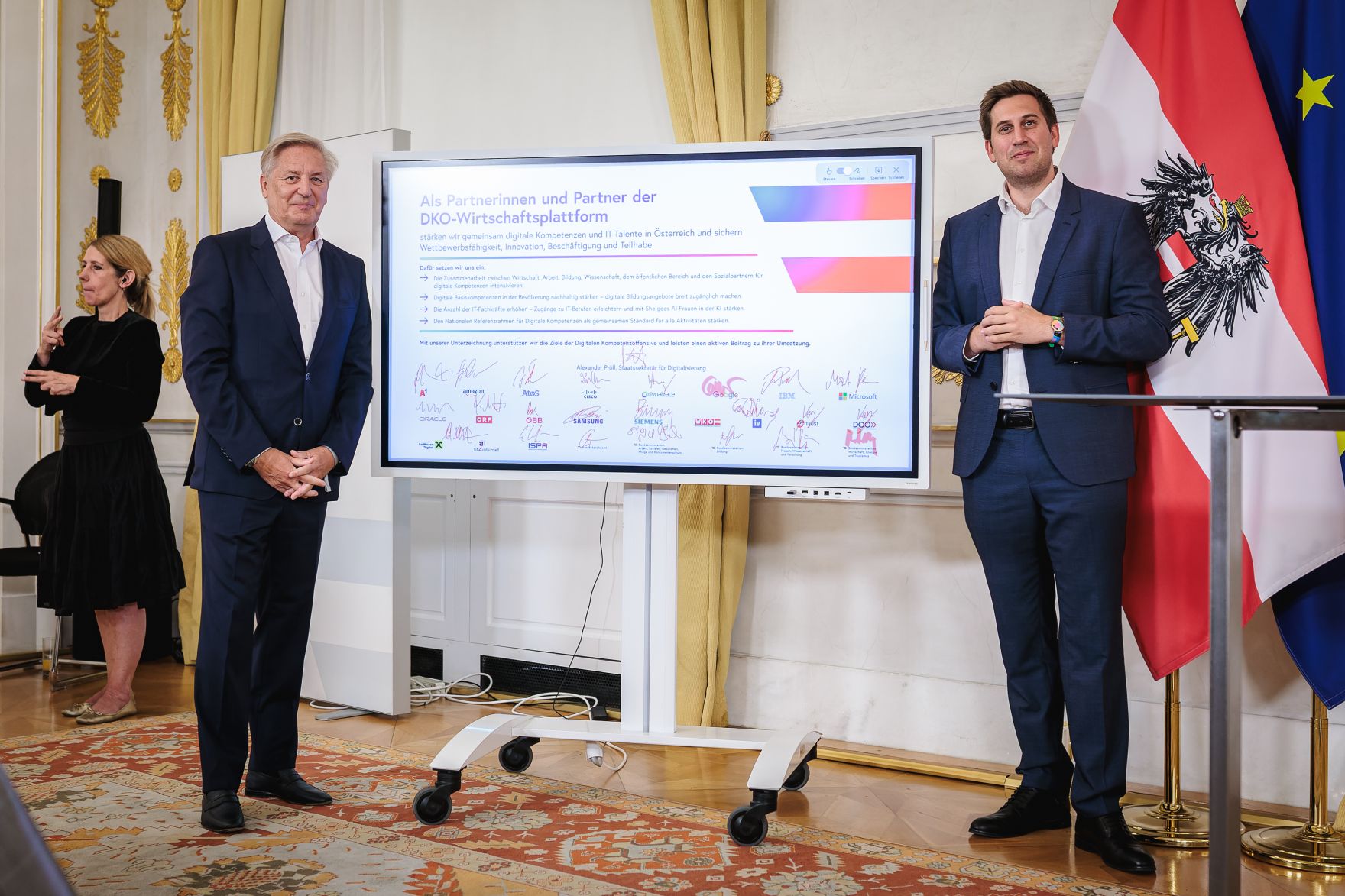 Am 14. Juli 2026 gab Staatssekret&auml;r Alexander Pr&ouml;ll (r.) eine Pressekonferenz anl&auml;sslich der Unterzeichnung des Pakts f&uuml;r Digitale Kompetenzen.