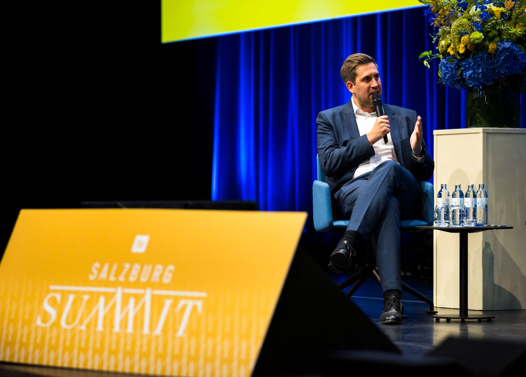 Am 23. Juli 2026 nahm Staatssekret&auml;r Alexander Pr&ouml;ll am Salzburg Summit teil. Im Bild bei einer Podiumsdiskussion zum Thema &bdquo;AI, QUANTUM AND THE NEXT TECHNOLOGY REVOLUTION&ldquo;.