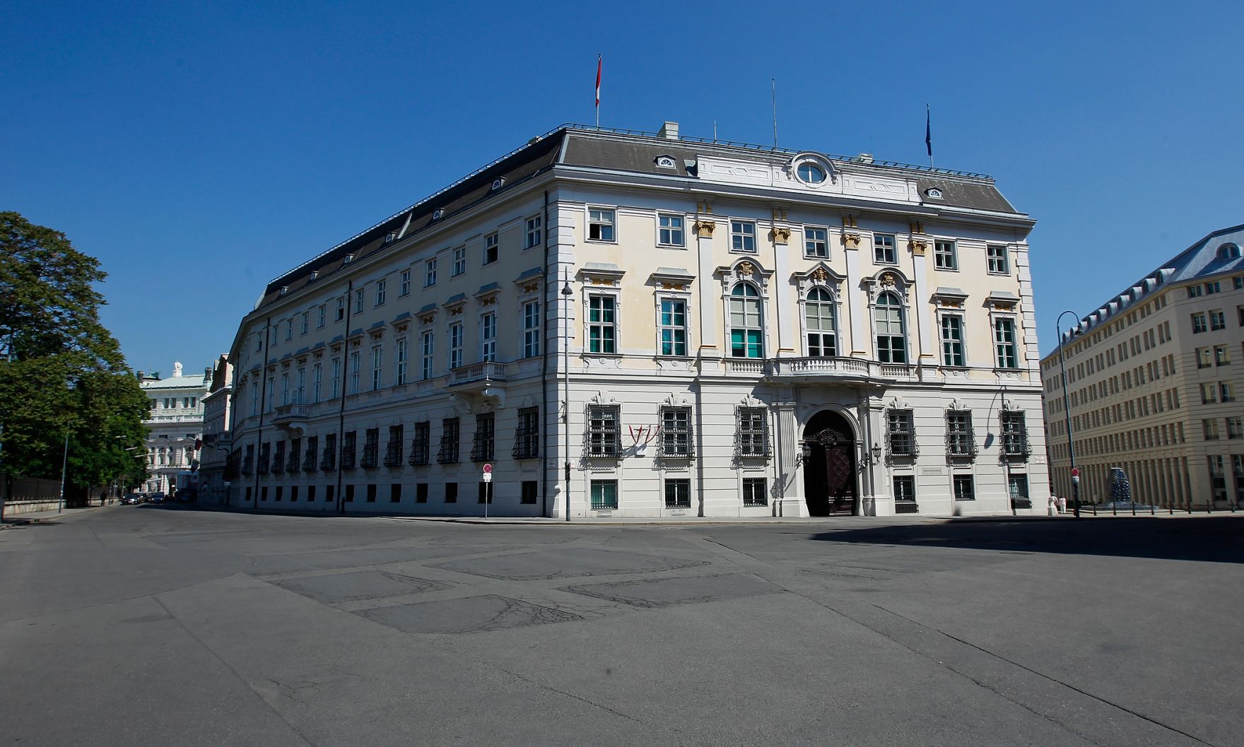 &Ouml;sterreichisches Bundeskanzleramt am Ballhausplatz in Wien.