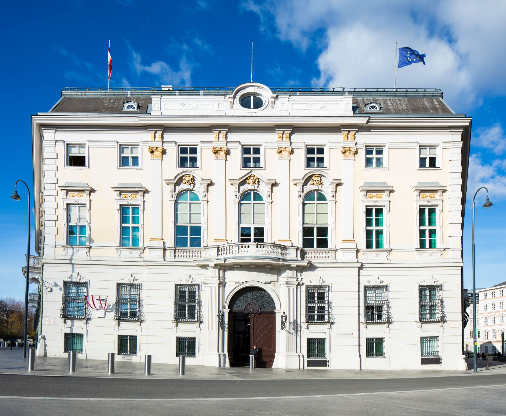 &Ouml;sterreichisches Bundeskanzleramt am Ballhausplatz in Wien.