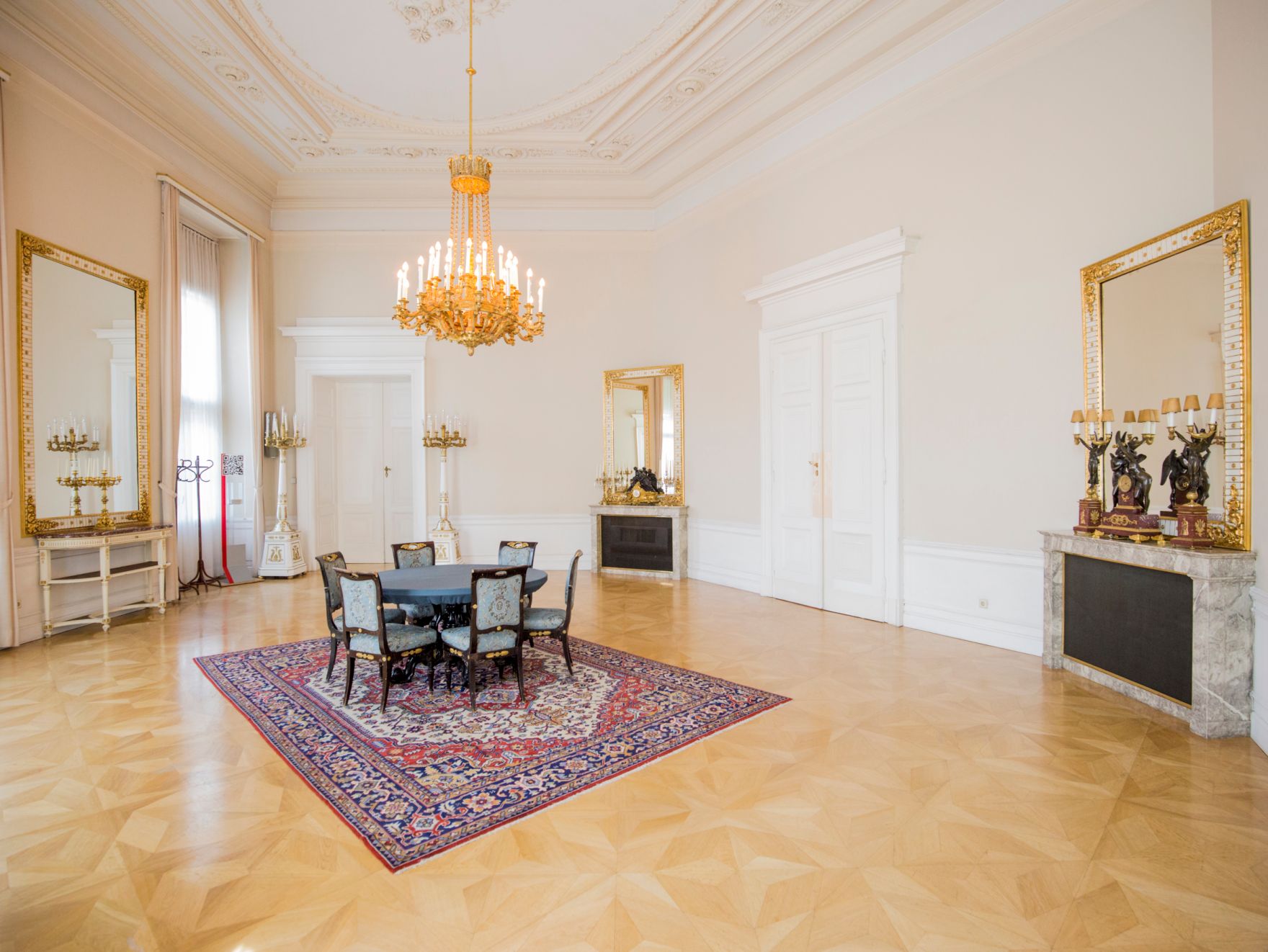 &Ouml;sterreichisches Bundeskanzleramt; Grauer Ecksalon