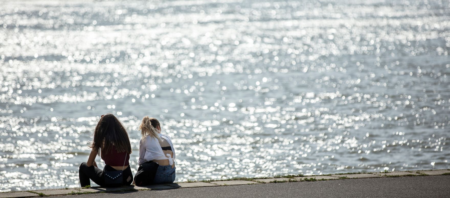 Eindr&uuml;cke auf der Wiener Donauinsel. Schlagw&ouml;rter: Donauinsel, Wien, Wasser, Natur, Personen, Rat f&uuml;r Bildung, Jugend, Kultur, Sport, EYC