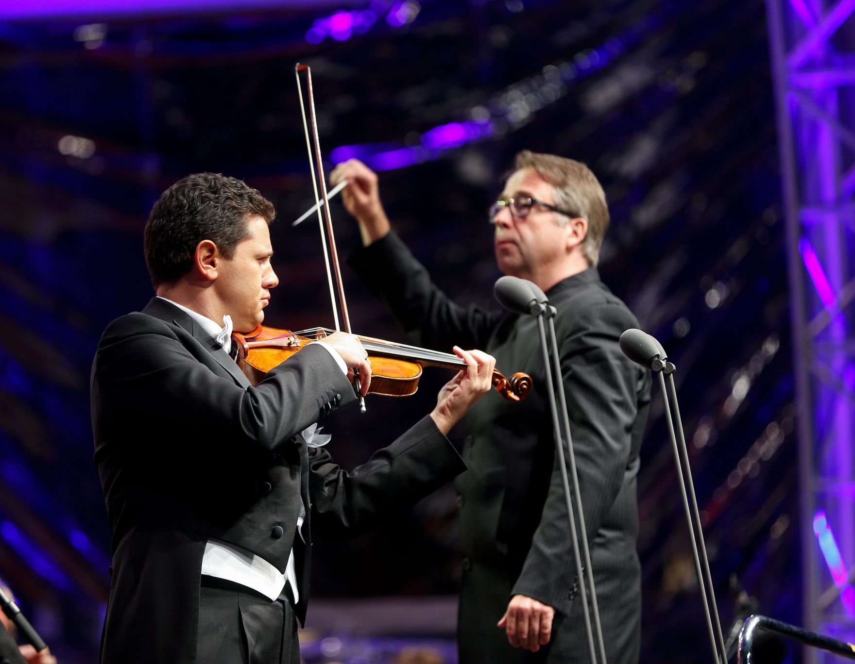 Das Fest der Freude am Heldenplatz. Schlagw&ouml;rter: Konzert, Heldenplatz, Fest der Freude, Musik, Orchester, Kunst, Kultur, Wiener Symphoniker, Rat f&uuml;r Bildung, Jugend, Kultur, Sport, EYC