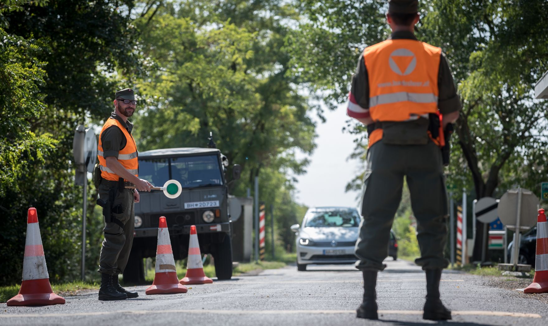 Grenzraum&uuml;berwachung/Assistenzeinsatz durch Milizsoldaten des &Ouml;sterreichischen Bundesheeres. Schlagw&ouml;rter: Sicherheit, &Uuml;berwachung, Grenze, Kontrolle, Milizsoldaten, Bundesheer, Rat f&uuml;r Ausw&auml;rtige Angelegenheiten, FAC, Rat f&uuml;r Justiz und Inneres, JHA