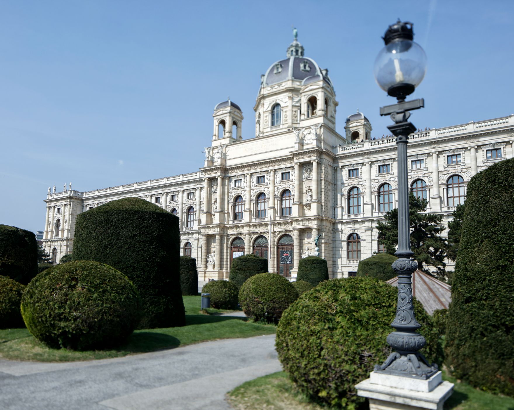 Das Naturhistorische Museum. Schlagw&ouml;rter: Architektur, Denkmal, Geb&auml;ude, Sehensw&uuml;rdigkeit, Stadtlandschaft