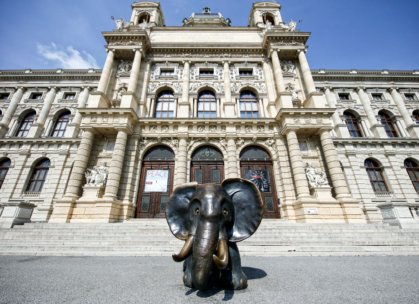 Das Naturhistorische Museum. Schlagw&ouml;rter: Architektur, Denkmal, Geb&auml;ude, Sehensw&uuml;rdigkeit, Stadtlandschaft