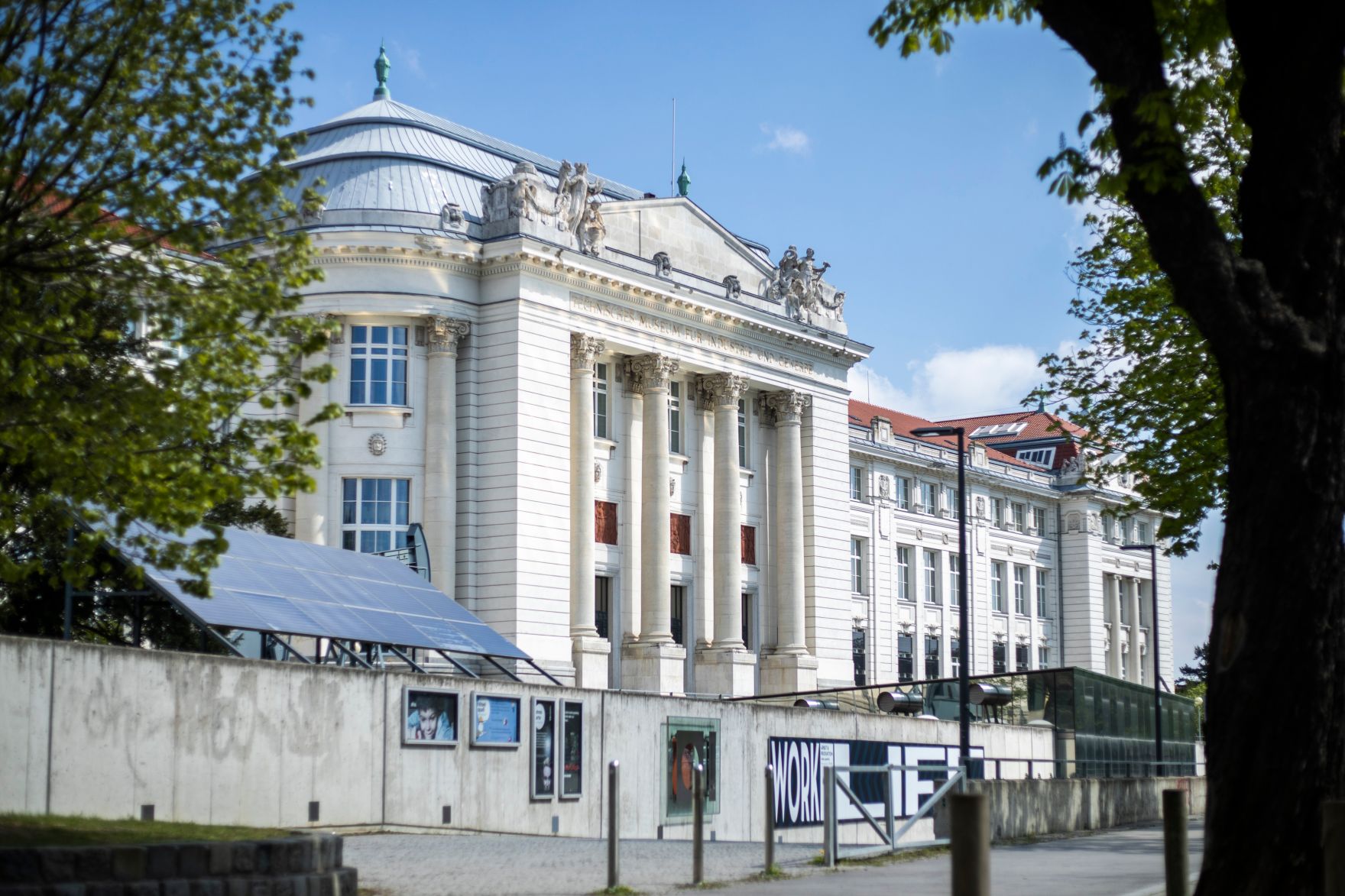Das Technische Museum. Schlagw&ouml;rter: Architektur, Denkmal, Geb&auml;ude, Sehensw&uuml;rdigkeit, Stadtlandschaft