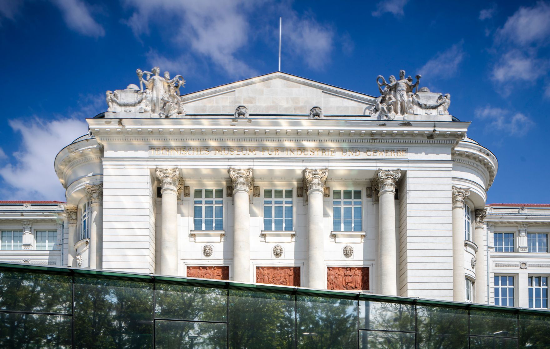Das Technische Museum. Schlagw&ouml;rter: Architektur, Denkmal, Geb&auml;ude, Sehensw&uuml;rdigkeit, Stadtlandschaft