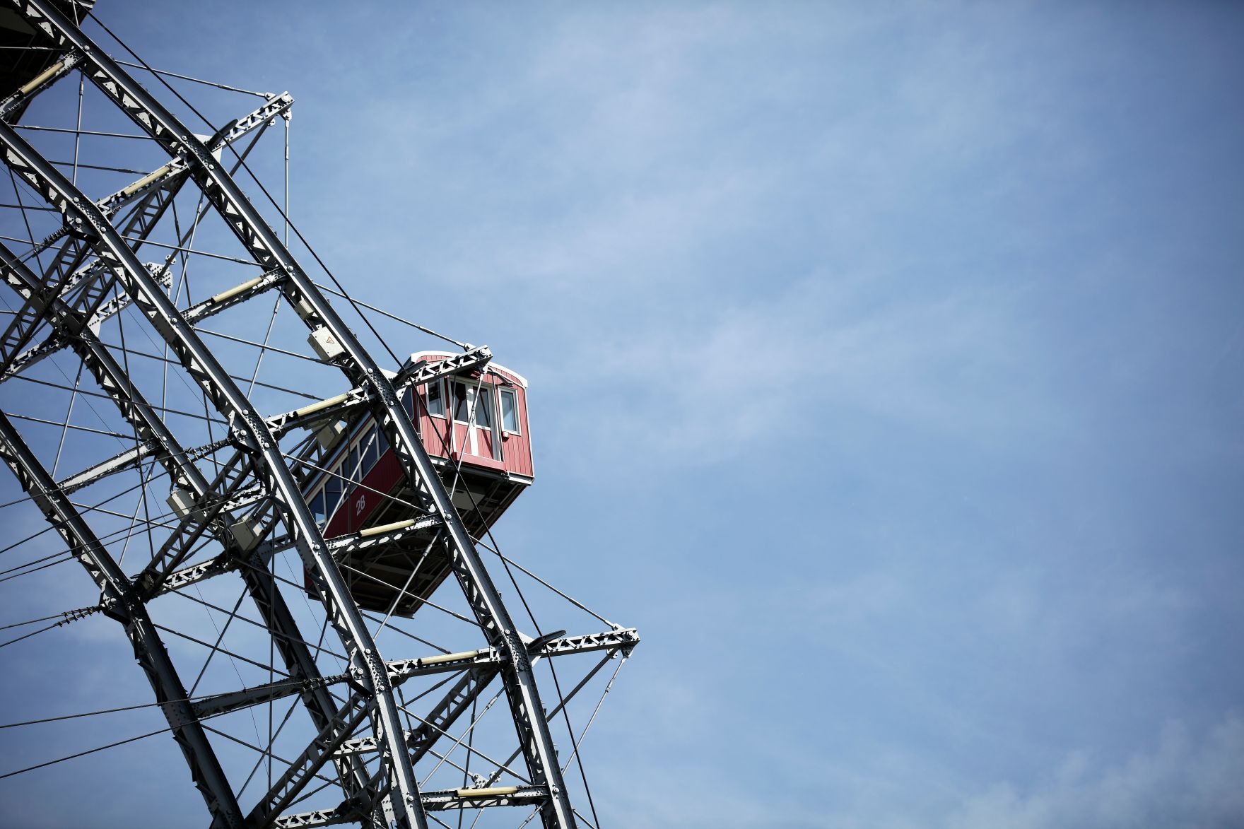 Eine Gondel des Wiener Riesenrads. Schlagw&ouml;rter: Wiener Riesenrad, Gondel, Sehensw&uuml;rdigkeit, 2. Bezirk, Prater, Wahrzeichen