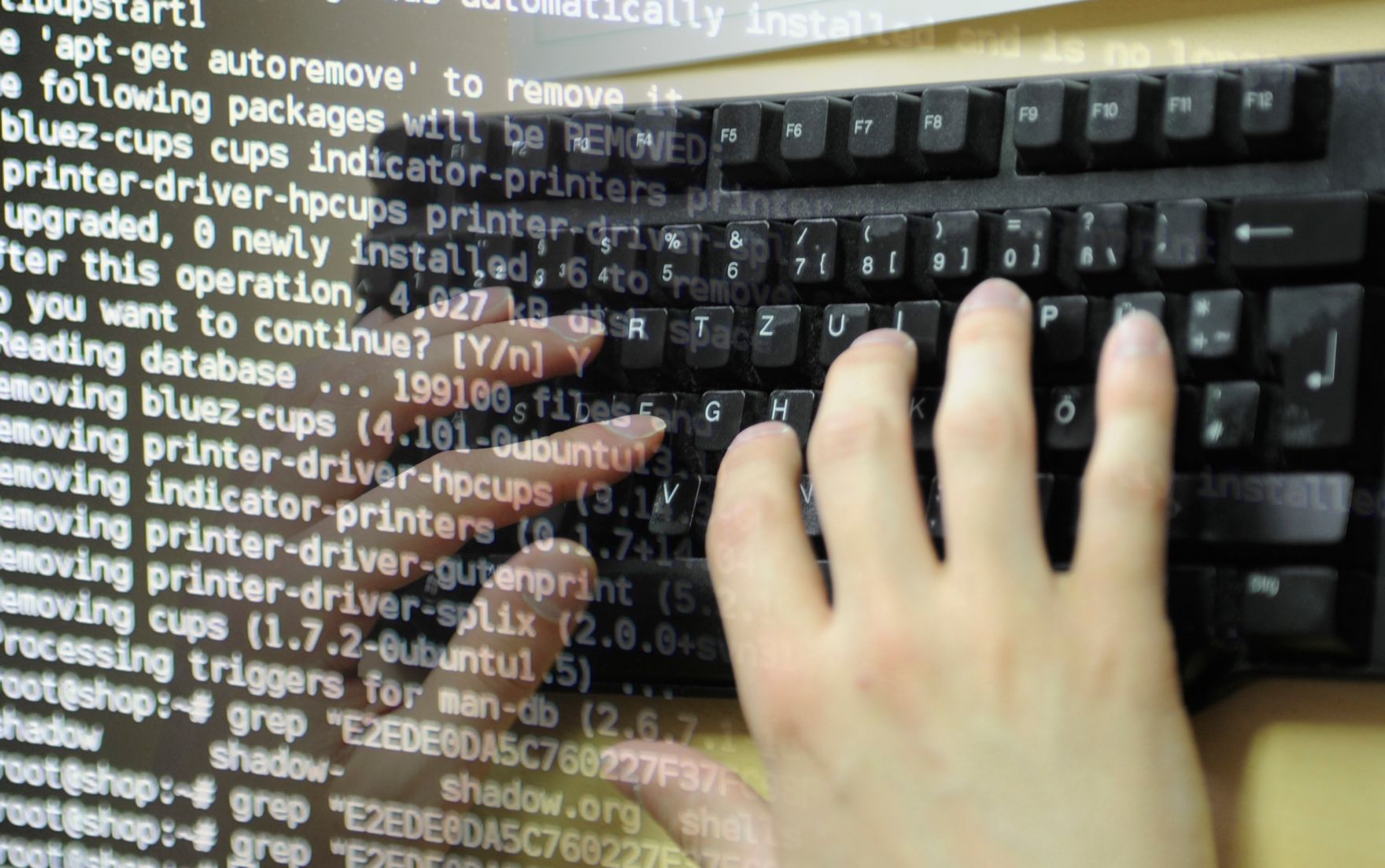 Cyber&uuml;bung im F&uuml;hrungsunterst&uuml;tzungszentrum. Schlagw&ouml;rter: Sicherheit, Cyber Shooting, Elektronik, Bundesheer, Zukunft, Rat f&uuml;r Ausw&auml;rtige Angelegenheiten, FAC, Rat f&uuml;r Verkehr, Telekommunikation und Energie, TTE, Rat f&uuml;r Justiz und Inneres, JHA