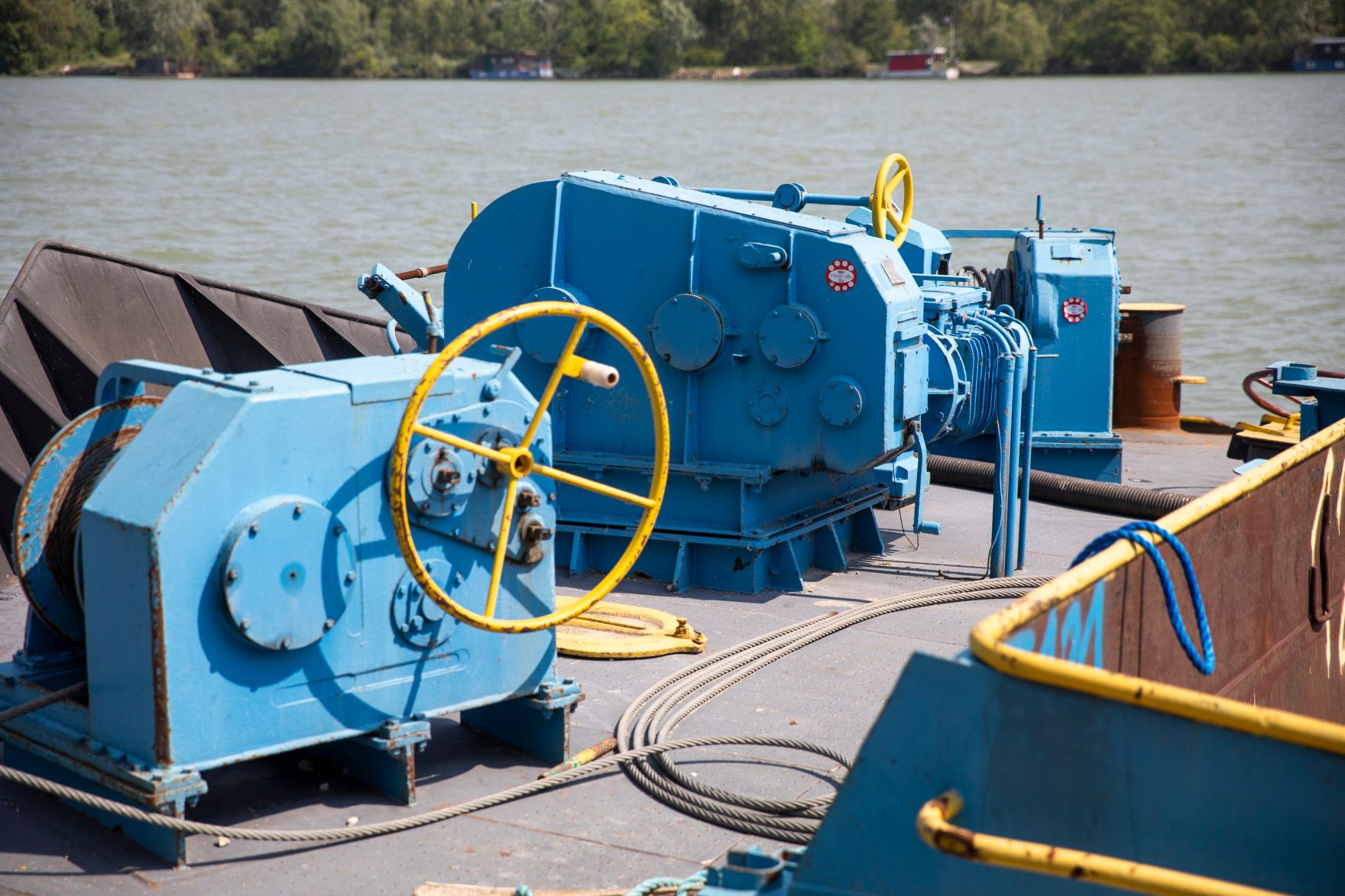 Ein Frachtschiff auf der Wiener Donau. Schlagw&ouml;rter: Schiff, Donau, Fracht, Handel, Verkehr, Transport, Rat f&uuml;r Verkehr, Telekommunikation und Energie, TTE, Rat f&uuml;r Wirtschaft und Finanzen, ECOFIN