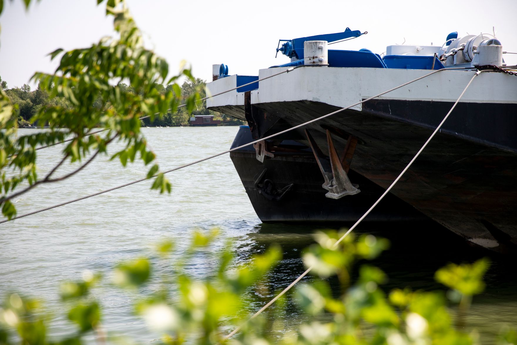 Ein Schiff auf der Wiener Donau. Schlagw&ouml;rter: Schiff, Donau, Fracht, Handel, Verkehr, Transport, Passagiere, Rat f&uuml;r Verkehr, Telekommunikation und Energie, TTE, Rat f&uuml;r Wirtschaft und Finanzen, ECOFIN