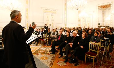 Am 18. M&auml;rz 2010 lud das Medienhaus Wien und der &Ouml;sterreichische Bundespressedienst zur Diskussion &quot;The Future of Journalism&quot; mit Chefredakteur Guardian News &amp; Media, Alan Rusbridger und Chefredakteur von Zeit Online, Wolfgang Blau ins Bundeskanzleramt. Im Bild Andy Kaltenbrunner (Medienhaus Wien).