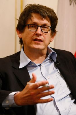 Am 18. M&auml;rz 2010 lud das Medienhaus Wien und der &Ouml;sterreichische Bundespressedienst zur Diskussion &quot;The Future of Journalism&quot; mit Chefredakteur Guardian News &amp; Media, Alan Rusbridger (im Bild) und Chefredakteur von Zeit Online, Wolfgang Blau ins Bundeskanzleramt.