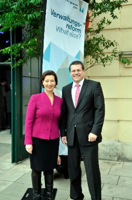 Bundesministerin Gabriele Heinisch-Hosek und Maro&scaron; &Scaron;efčovič, Vizepr&auml;sident der Europ&auml;ischen Kommission.
