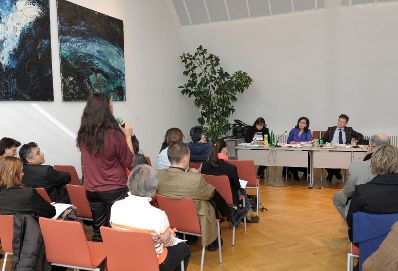 Am 21. J&auml;nner 2013 fand die 4. Dialogplattform zur Integration der Roma bis 2020 &bdquo;Zugang zu Besch&auml;ftigung und Arbeitsmarkt&quot; statt.