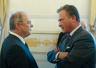 Am 8. Februar 2013 er&ouml;ffnete Sektionschef Manfred Matzka die 41. Pr&auml;sidentenkonferenz der Europ&auml;ischen Anwaltsorganisationen im Bundeskanzleramt. Im Bild Sektionschef Matzka (l.) mit dem Pr&auml;sident des &Ouml;sterreichischen Rechtsanwaltskammertages Rupert Wolff (r.).