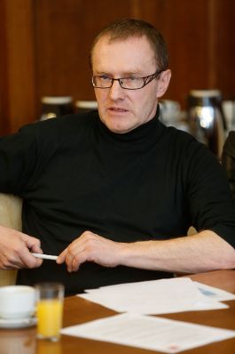 Am 10. April 2013 fand die 5. Dialogplattform zur Integration der Roma bis 2020 &quot;Zugang zur Bildung&quot; statt.