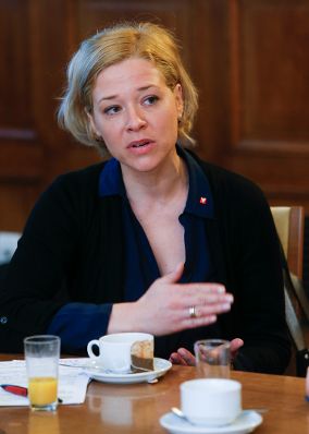 Am 10. April 2013 fand die 5. Dialogplattform zur Integration der Roma bis 2020 &quot;Zugang zur Bildung&quot; statt.